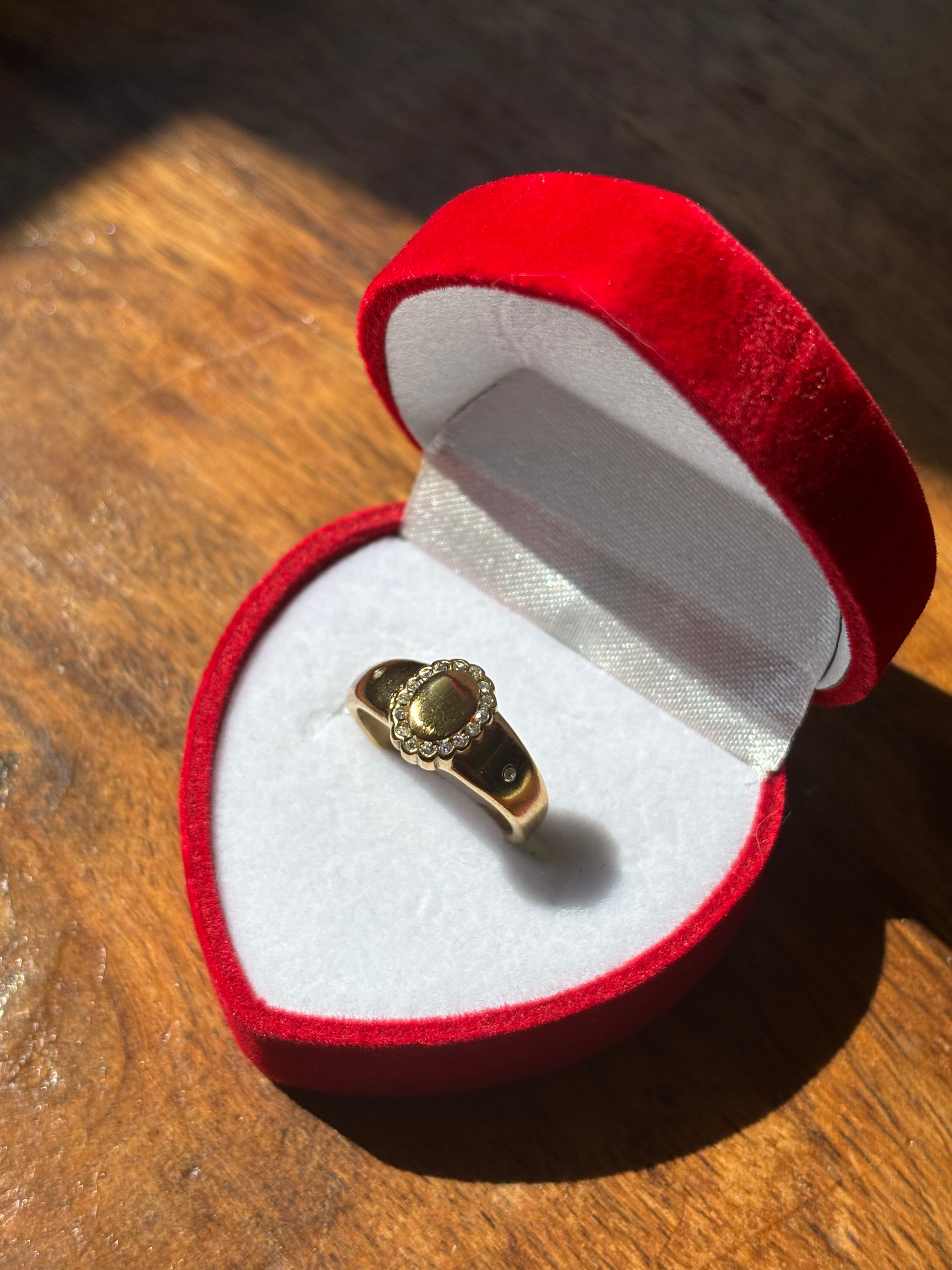 Aphrodite ring