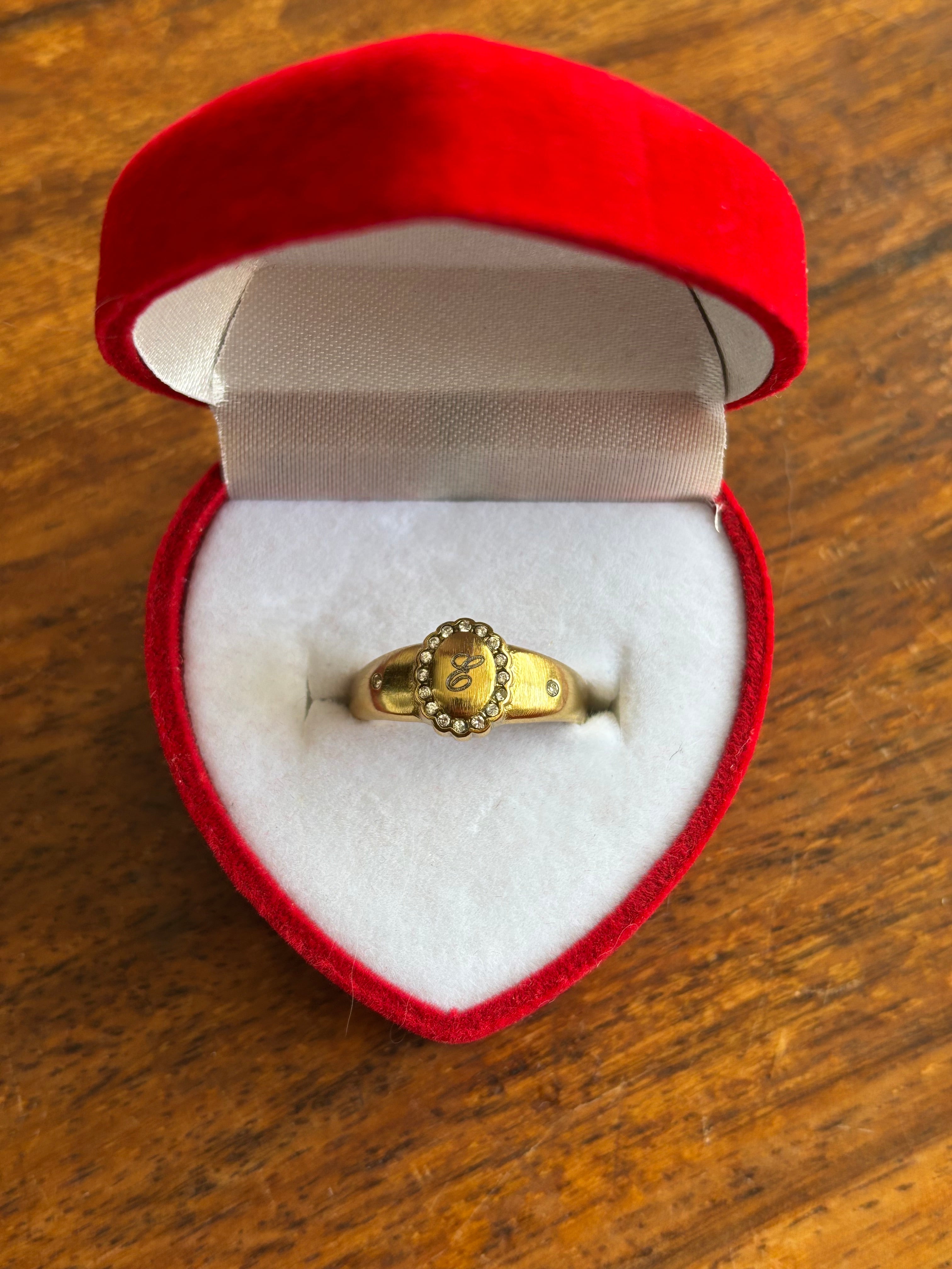 Aphrodite ring