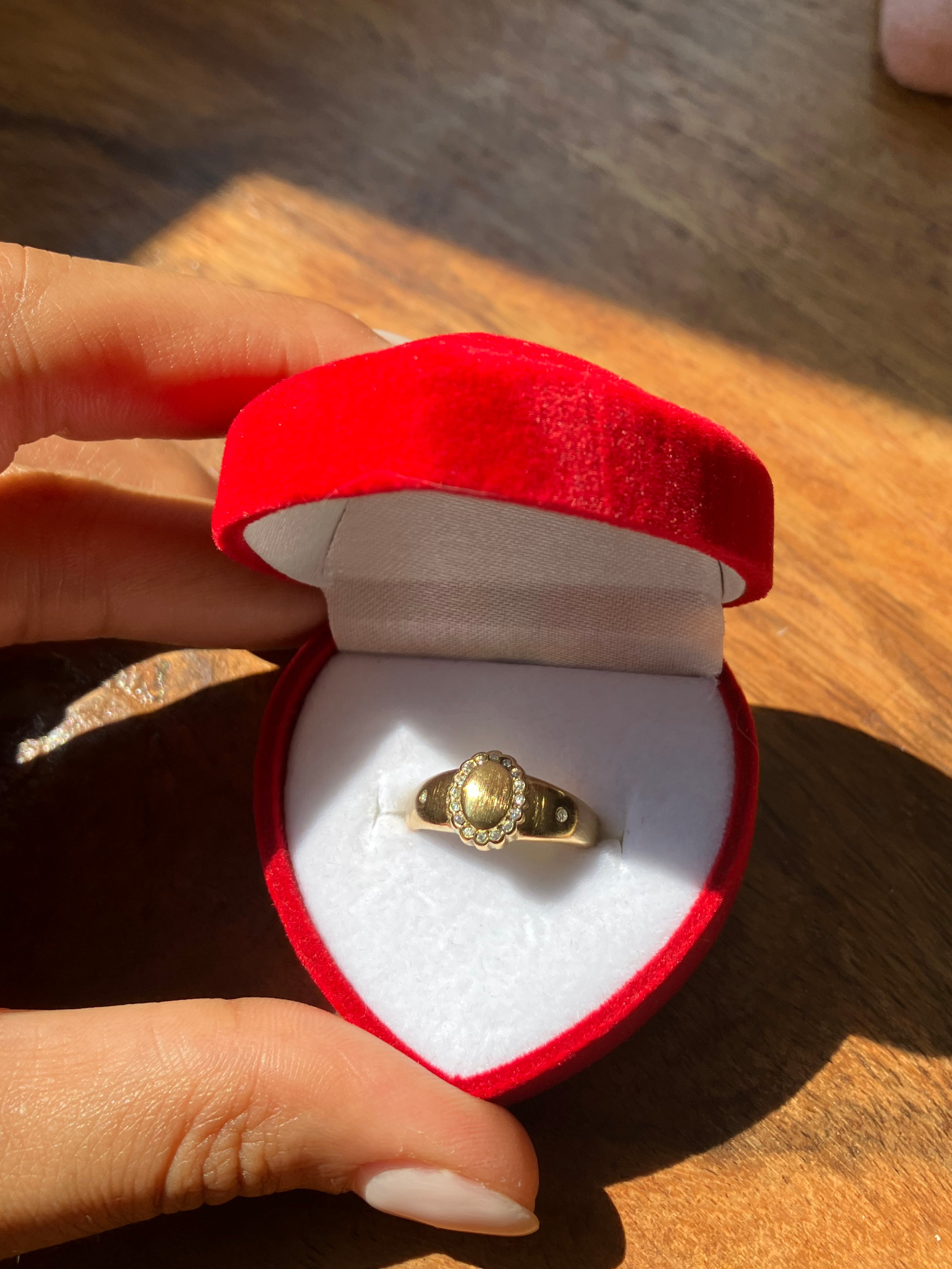 Aphrodite ring