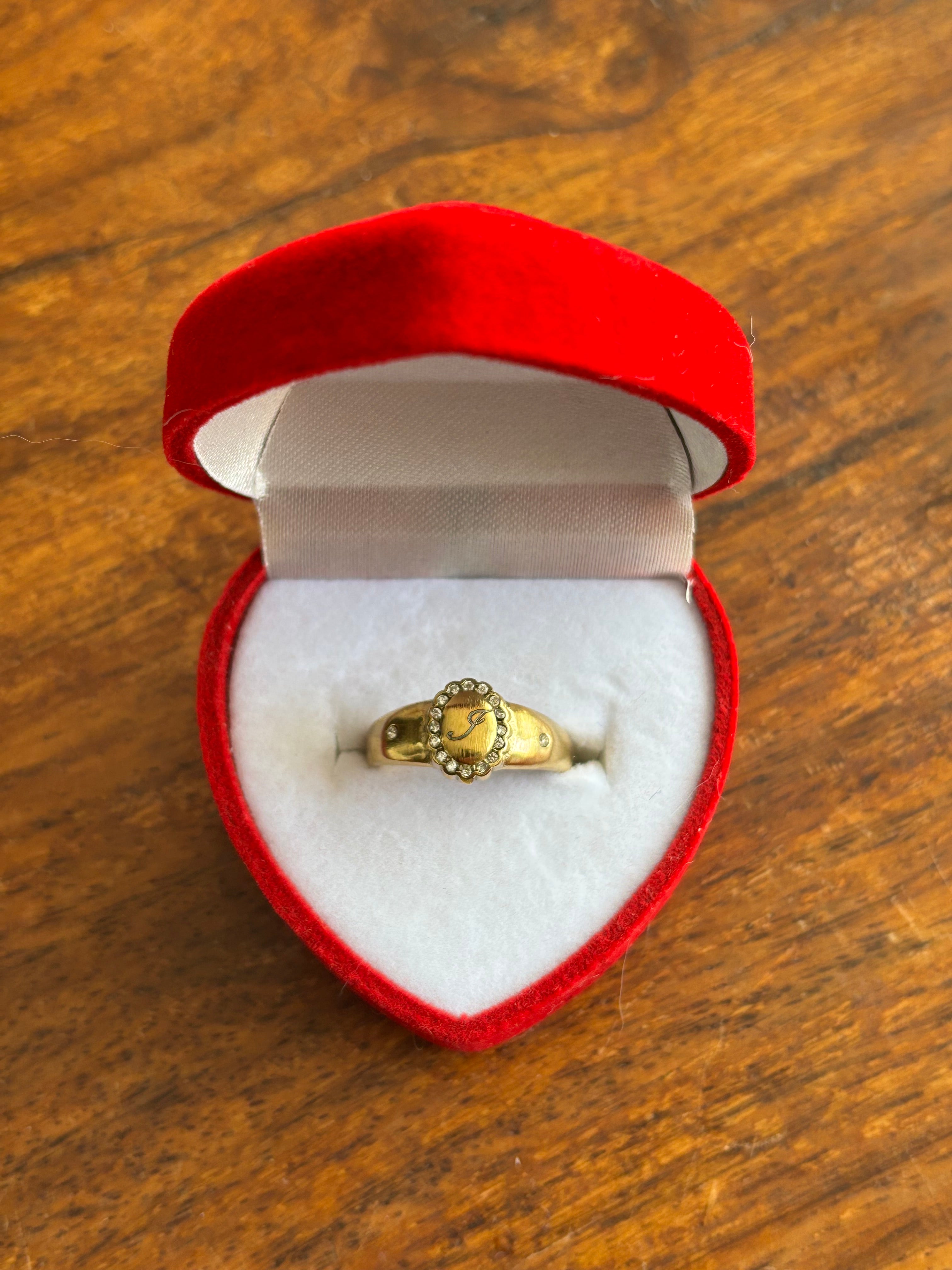 Aphrodite ring
