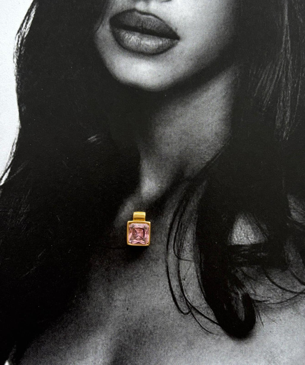 Square Charm, pre-order